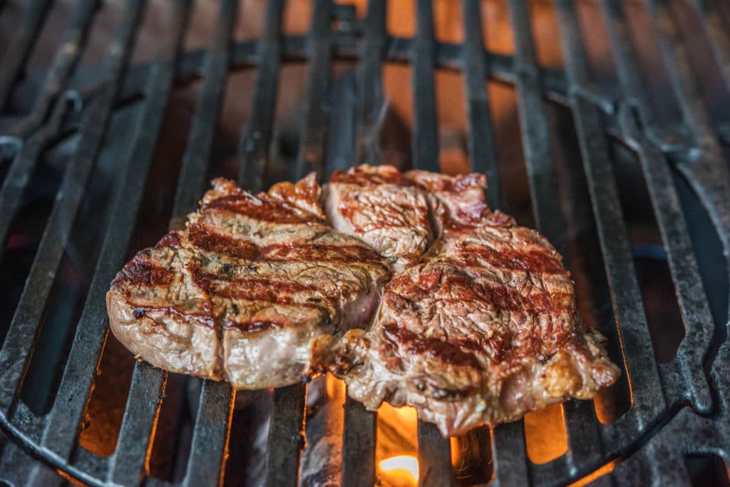 how to grill-steak-recipes-HelloFresh