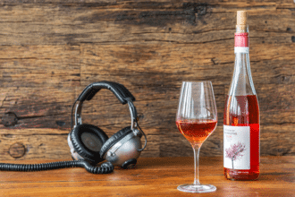 How Music Changes The Way You Taste Wine