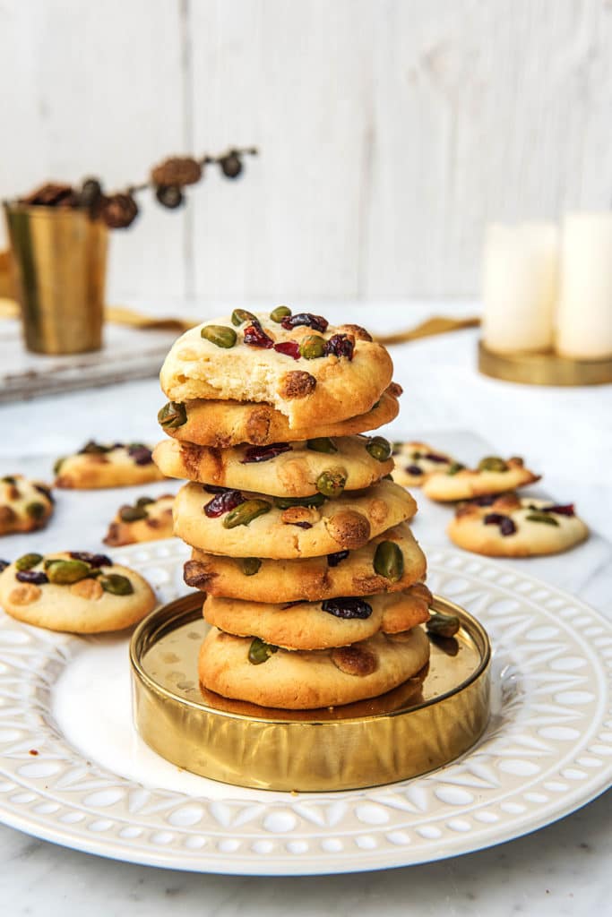 holiday-cookie recipes easy-HelloFresh-white-chocolate-pistachio-cranberry