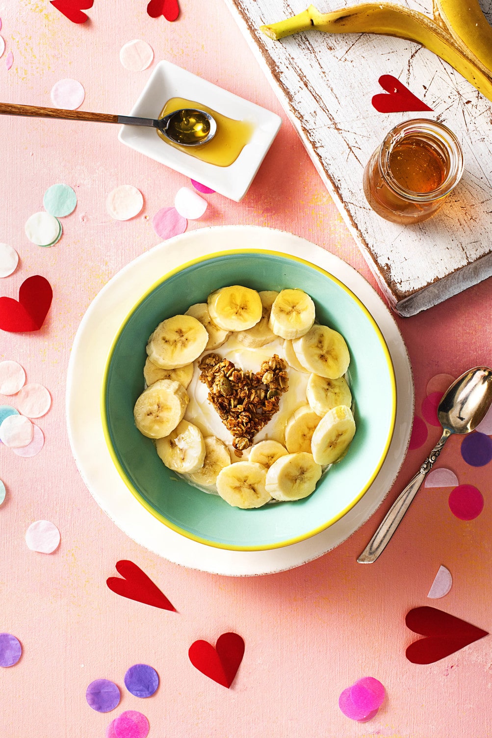 valentine's day breakfast ideas-HelloFresh-granola