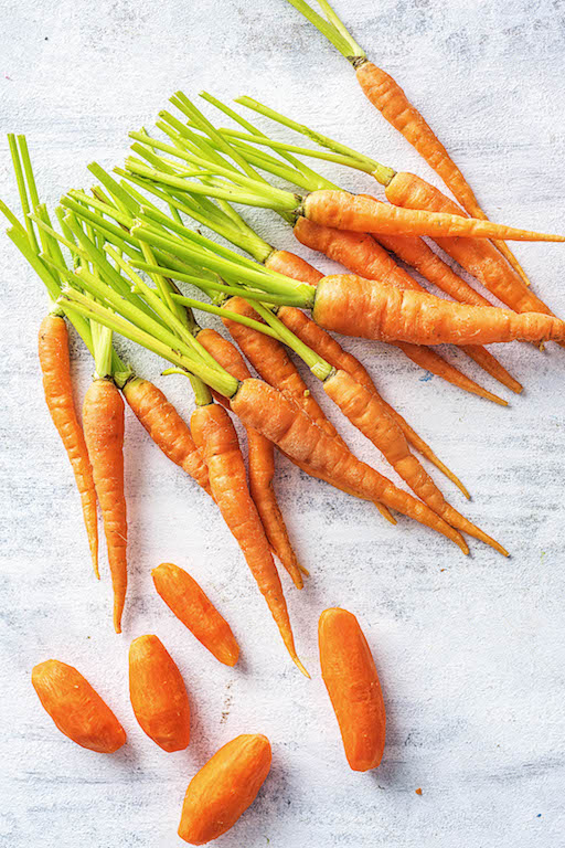 the zodiac signs-HelloFresh-spring-veggies-taurus-carrots