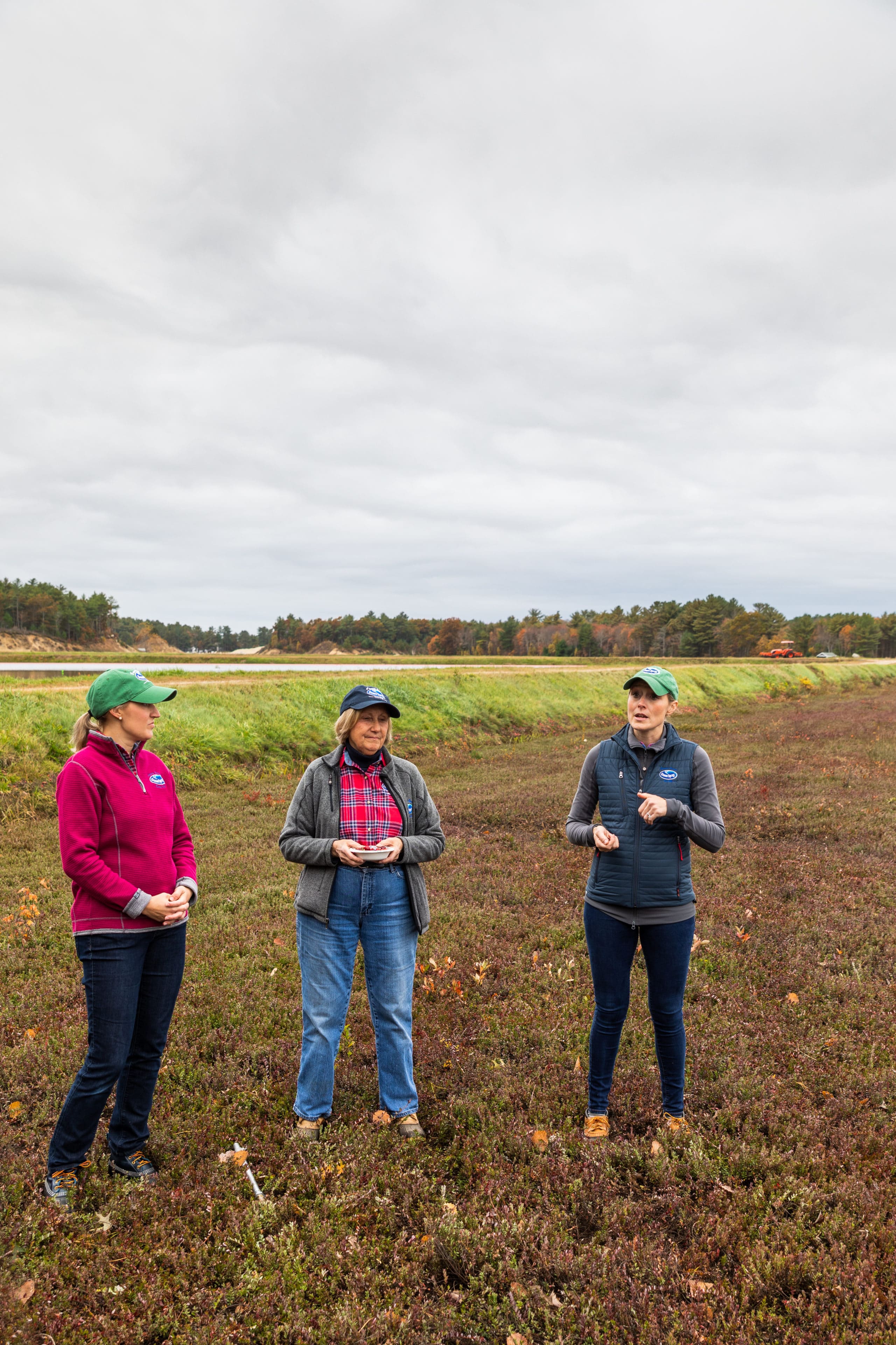 you-should-be-eating-cranberries-for-breakfast-other-important-life-lessons-we-learned-at-cranberry-bog